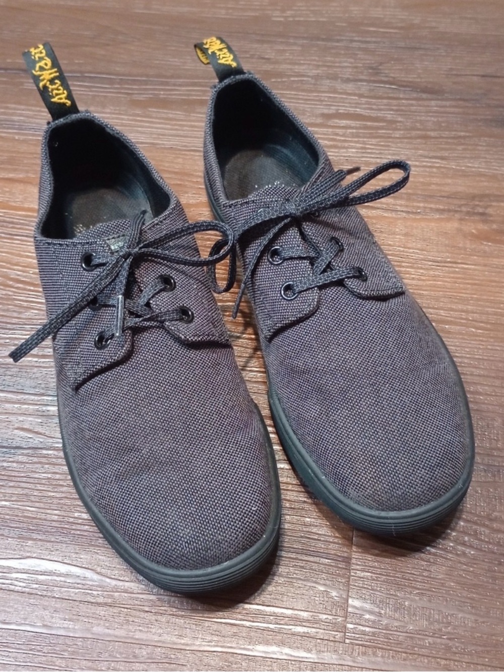 Dr. Martens Womens Santanita Canvas lace up shoes
